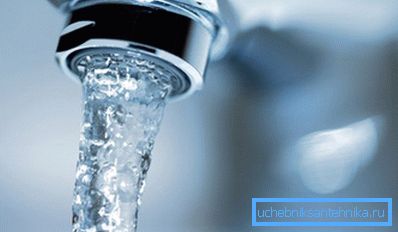 Nella foto: una buona pressione è un prerequisito per la fornitura di acqua di qualità. Nella foto: una buona pressione è un prerequisito per la fornitura di acqua di qualità.