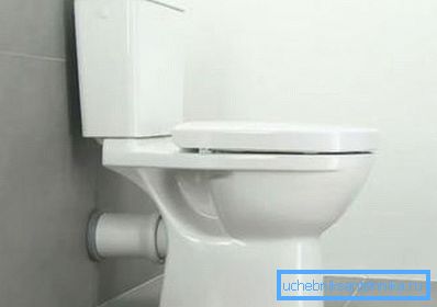 Sulla foto, fissare il bagno al pavimento piastrellato non è difficile se si conoscono tutte le caratteristiche della tecnologia Sulla foto, fissare il bagno al pavimento piastrellato non è difficile se si conoscono tutte le caratteristiche della tecnologia