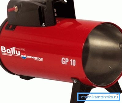 Nella foto: un generatore di calore mobile Nella foto: un generatore di calore mobile