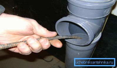 La foto mostra il processo di purificazione. La foto mostra il processo di purificazione.
