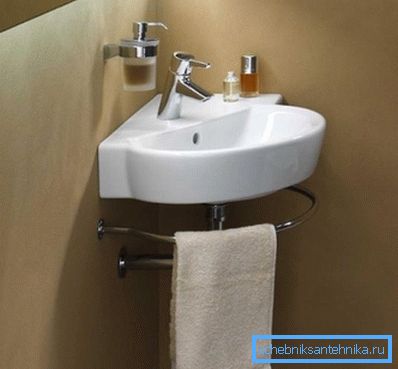 Sulla foto - lavabo sospeso con sifone aperto Sulla foto - lavabo sospeso con sifone aperto