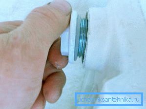 Nella foto: non c'è un singolo nodo nella costruzione, senza il quale sarà in grado di funzionare, tutti gli elementi sono necessari e importanti Nella foto: non c'è un singolo nodo nella costruzione, senza il quale sarà in grado di funzionare, tutti gli elementi sono necessari e importanti