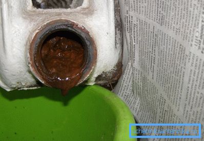 Nella foto, la batteria di ferro si intasa Nella foto, la batteria di ferro si intasa