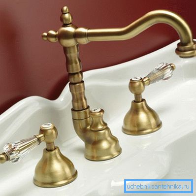 Non sai quali rubinetti da bagno sono i più affidabili, guarda i modelli di ottone http://sreda-obitaniya.ru/picture/goods/g5771p10871l.jpg