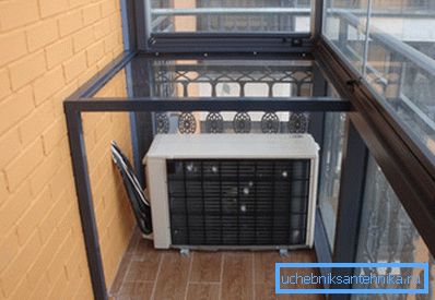 Alcuni artigiani preferiscono verniciare i prodotti finiti per eliminare il colore metallico e dare alla struttura un certo aspetto. Alcuni artigiani preferiscono verniciare i prodotti finiti per eliminare il colore metallico e dare alla struttura un certo aspetto.