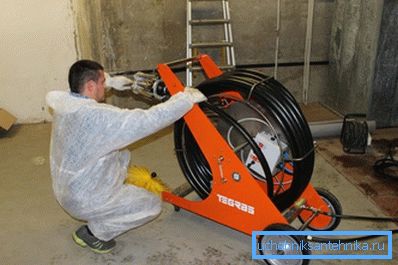 Attrezzature per la pulizia del condotto di ventilazione Attrezzature per la pulizia del condotto di ventilazione
