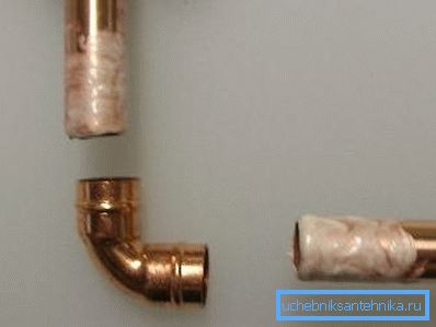 Giunti trattati con flussante Giunti trattati con flussante