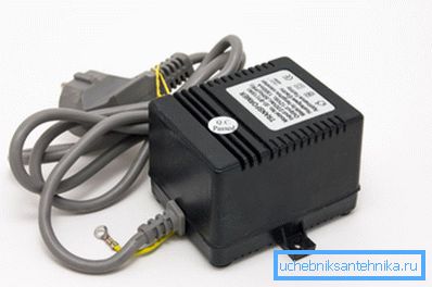 Alimentatore convenzionale per doccia Alimentatore convenzionale per doccia