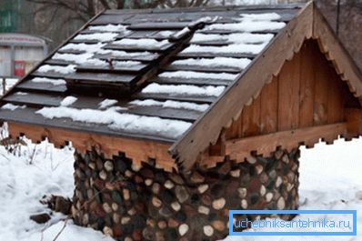 Il rivestimento in pietra dell'anello di cemento è molto efficace.