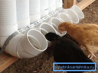 Una delle opzioni per alimentatori di pollame da condotte fognarie Una delle opzioni per alimentatori di pollame da condotte fognarie