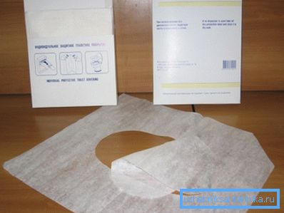 Pastiglie di carta usa e getta sul water Pastiglie di carta usa e getta sul water