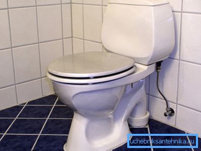Un bagno ordinato e pulito migliora la praticità e la qualità di qualsiasi alloggio. Un bagno ordinato e pulito migliora la praticità e la qualità di qualsiasi alloggio.
