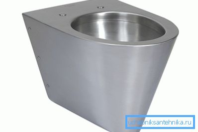 Lo svantaggio principale dei prodotti in metallo è in una stanza fresca, e se non c'è un sedile del water, sono piuttosto belli da sedersi Lo svantaggio principale dei prodotti in metallo è in una stanza fresca, e se non c'è un sedile del water, sono piuttosto belli da sedersi