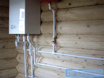 Le case di legno richiedono un'attenzione speciale. Le case di legno richiedono un'attenzione speciale.