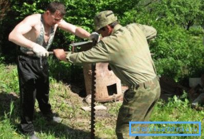 Tutti i tuoi sforzi per estrarlo autonomamente dipendono dalla profondità della perforazione dell'acqua. Tutti i tuoi sforzi per estrarlo autonomamente dipendono dalla profondità della perforazione dell'acqua.
