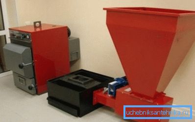 Bunker separato, unito a vari tipi di caldaie a combustibile solido Bunker separato, unito a vari tipi di caldaie a combustibile solido