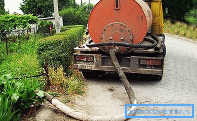 1239 Pompaggio dal camion