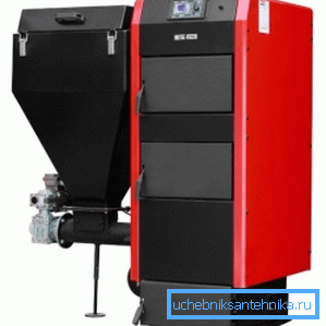 Caldaia a pellet con sistema di alimentazione automatica del carburante. Caldaia a pellet con sistema di alimentazione automatica del carburante.