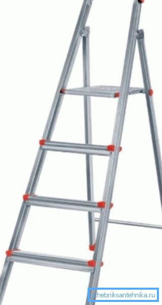 Scaletta comoda portatile Scaletta comoda portatile