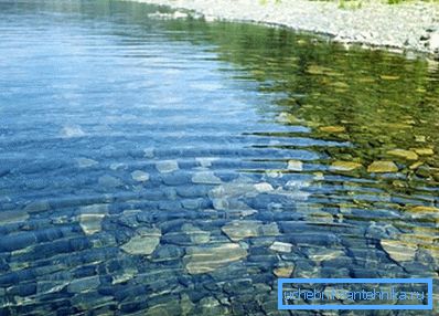 La prima ragione per scegliere una pulizia di qualità è l'acqua pulita nel serbatoio adiacente. La prima ragione per scegliere una pulizia di qualità è l'acqua pulita nel serbatoio adiacente.