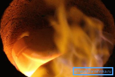 La plastica non può essere usata per sistemare i sistemi antincendio La plastica non può essere usata per sistemare i sistemi antincendio