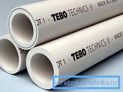 Tubo di plastica con pareti spesse