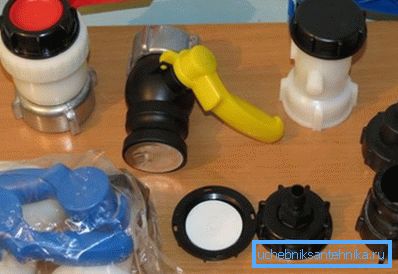 Valvole e adattatori in plastica per Eurocup Valvole e adattatori in plastica per Eurocup