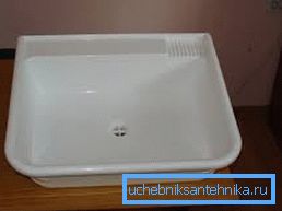 601 Lavandino in plastica per lavamani in campagna