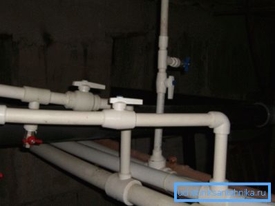 Tubo dell'acqua in plastica Tubo dell'acqua in plastica