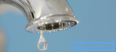 Perché l'acqua gocciola da un rubinetto chiuso? Perché l'acqua gocciola da un rubinetto chiuso?