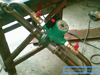Preparazione delle pompe per l'installazione nel sistema Preparazione delle pompe per l'installazione nel sistema