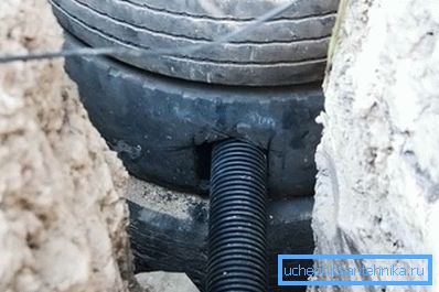 Riassumendo il tubo della fossa settica Riassumendo il tubo della fossa settica