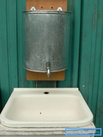 Riempire l'acqua dovrà essere manuale. Riempire l'acqua dovrà essere manuale.