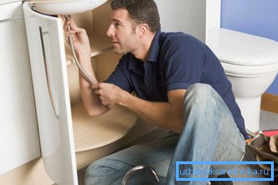 Dopo il lavoro, prova la fogna Dopo il lavoro, prova la fogna