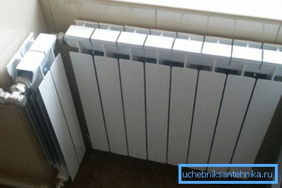 Numero di sezioni correttamente selezionato: garanzia della presenza di una quantità sufficiente di calore nella casa durante l'inverno Numero di sezioni correttamente selezionato: garanzia della presenza di una quantità sufficiente di calore nella casa durante l'inverno