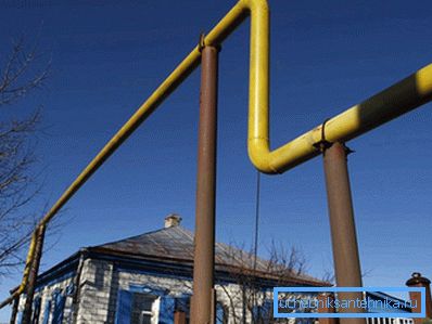 Un esempio di un gasdotto vicino alla casa Un esempio di un gasdotto vicino alla casa
