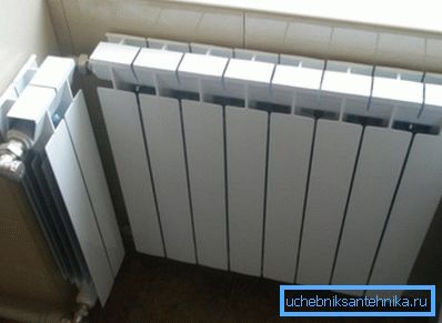 Un esempio di installazione non convenzionale di radiatori in alluminio Un esempio di installazione non convenzionale di radiatori in alluminio