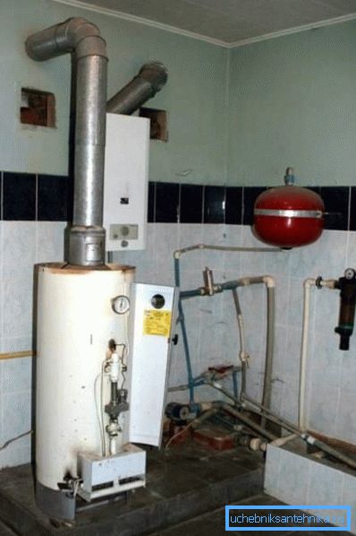 Un esempio di caldaia monocircuito. Un esempio di caldaia monocircuito.