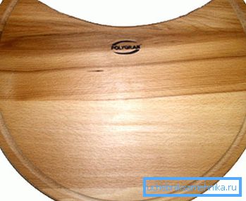 Esempio di un tagliere per un guscio rotondo Esempio di un tagliere per un guscio rotondo