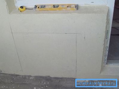 Un esempio di segnare il muro sotto la batteria Un esempio di segnare il muro sotto la batteria