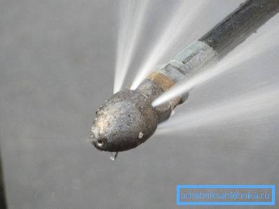 Pulizia del metodo idrodinamico delle acque reflue - è uno dei metodi più efficaci e sicuri. Pulizia del metodo idrodinamico delle acque reflue - è uno dei metodi più efficaci e sicuri.
