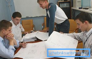 Il progetto può essere preparato da solo, ma è meglio affidare questo business ai professionisti.