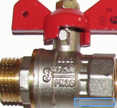 L'elemento più semplice spesso utilizzato nelle condutture domestiche L'elemento più semplice spesso utilizzato nelle condutture domestiche