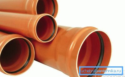 2799 Tubi in PVC per acque reflue esterne