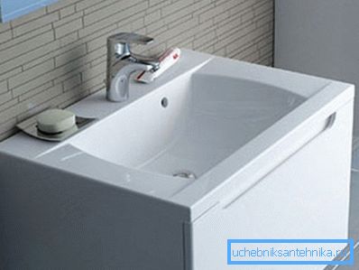 Lavandino da bagno 70 cm - la dimensione ottimale per tutta la famiglia Lavandino da bagno 70 cm - la dimensione ottimale per tutta la famiglia
