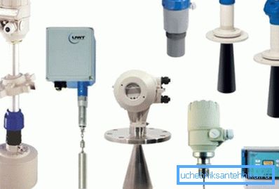 Diversi tipi di sistemi ad ultrasuoni per misurare il livello dell'acqua nel pozzo Diversi tipi di sistemi ad ultrasuoni per misurare il livello dell'acqua nel pozzo