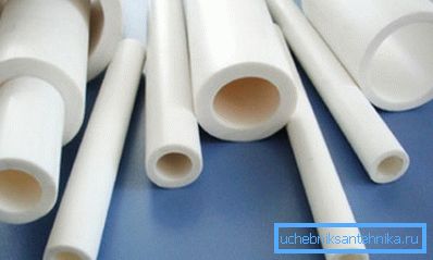 Una varietà di prodotti in polipropilene consente di equipaggiare sistemi di vario genere. Una varietà di prodotti in polipropilene consente di equipaggiare sistemi di vario genere.