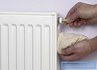 Regolazione del radiatore del riscaldamento Regolazione del radiatore del riscaldamento