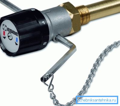 Regolatore per caldaia a combustibile solido Regolatore per caldaia a combustibile solido