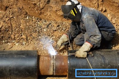 Riparazione della conduttura Riparazione della conduttura